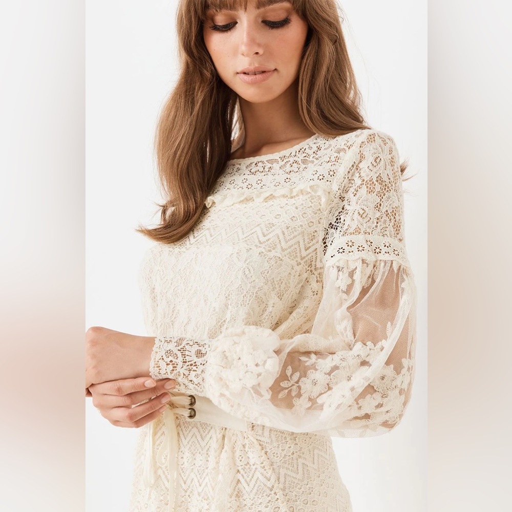 *Rare* Spell & The Gypsy Collective - Dawn Lace Belted Midi dress NWT size S - Picture 5 of 7